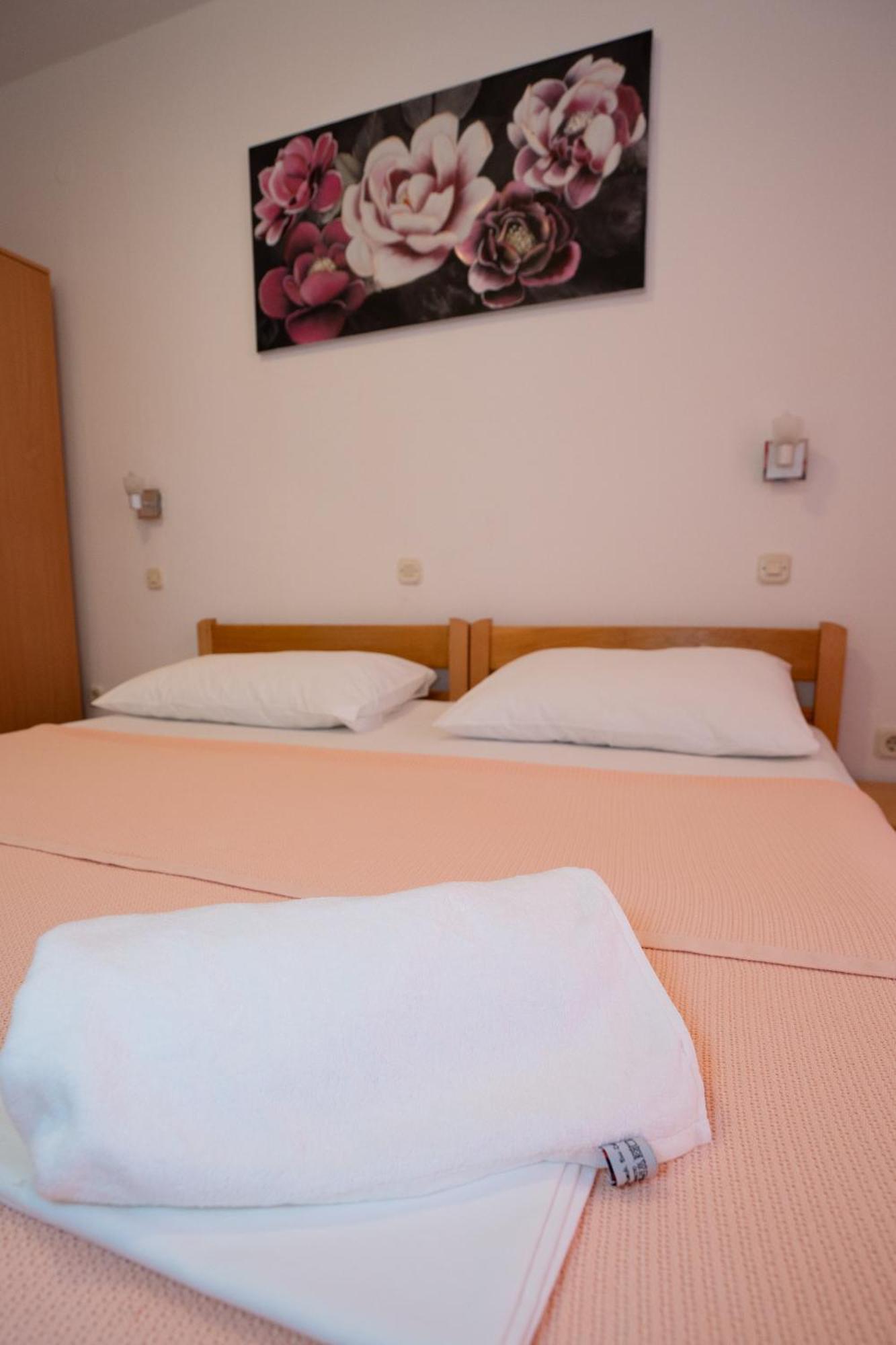 Apartmani Vidusin Novalja Kültér fotó