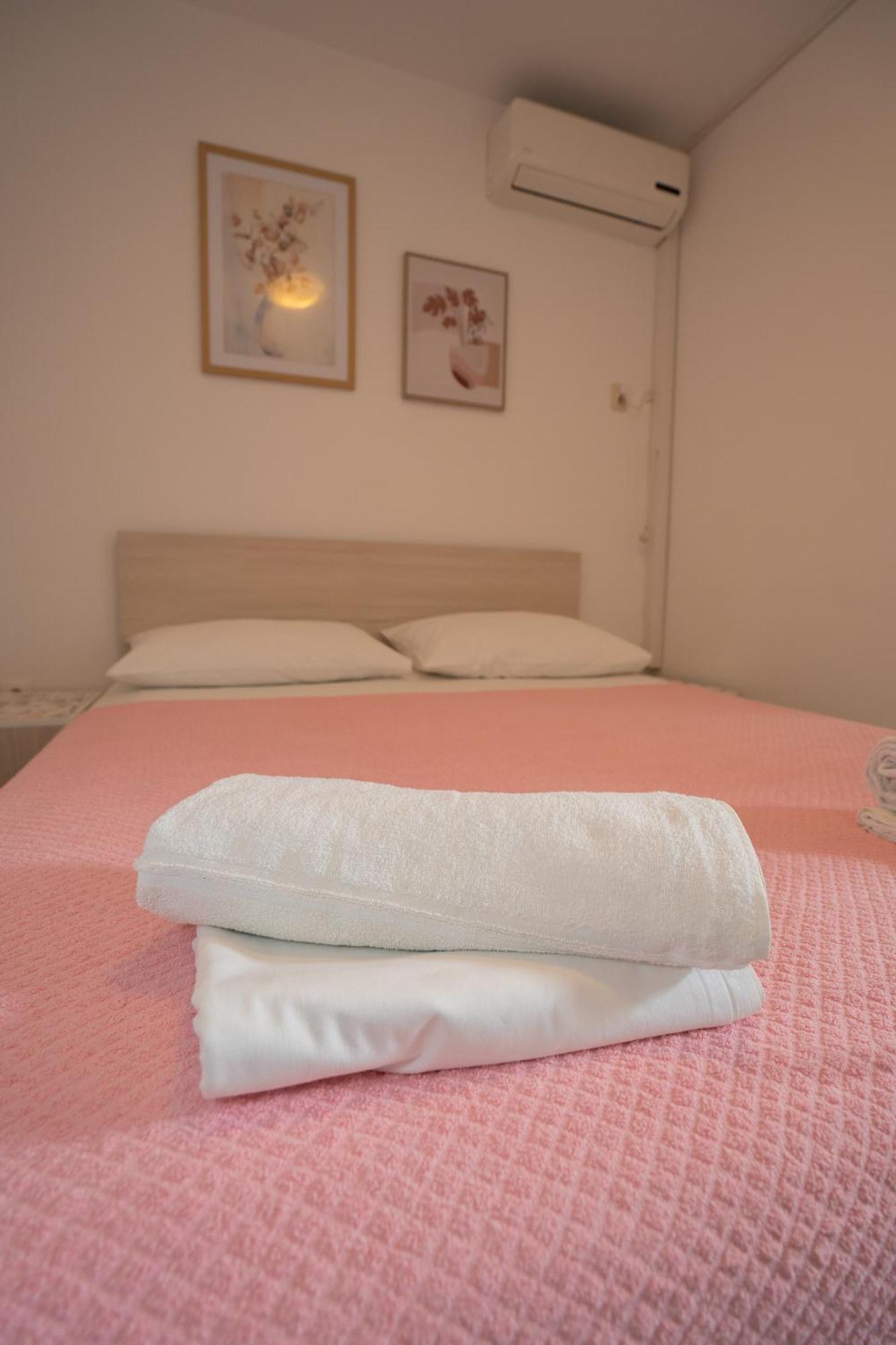 Apartmani Vidusin Novalja Kültér fotó
